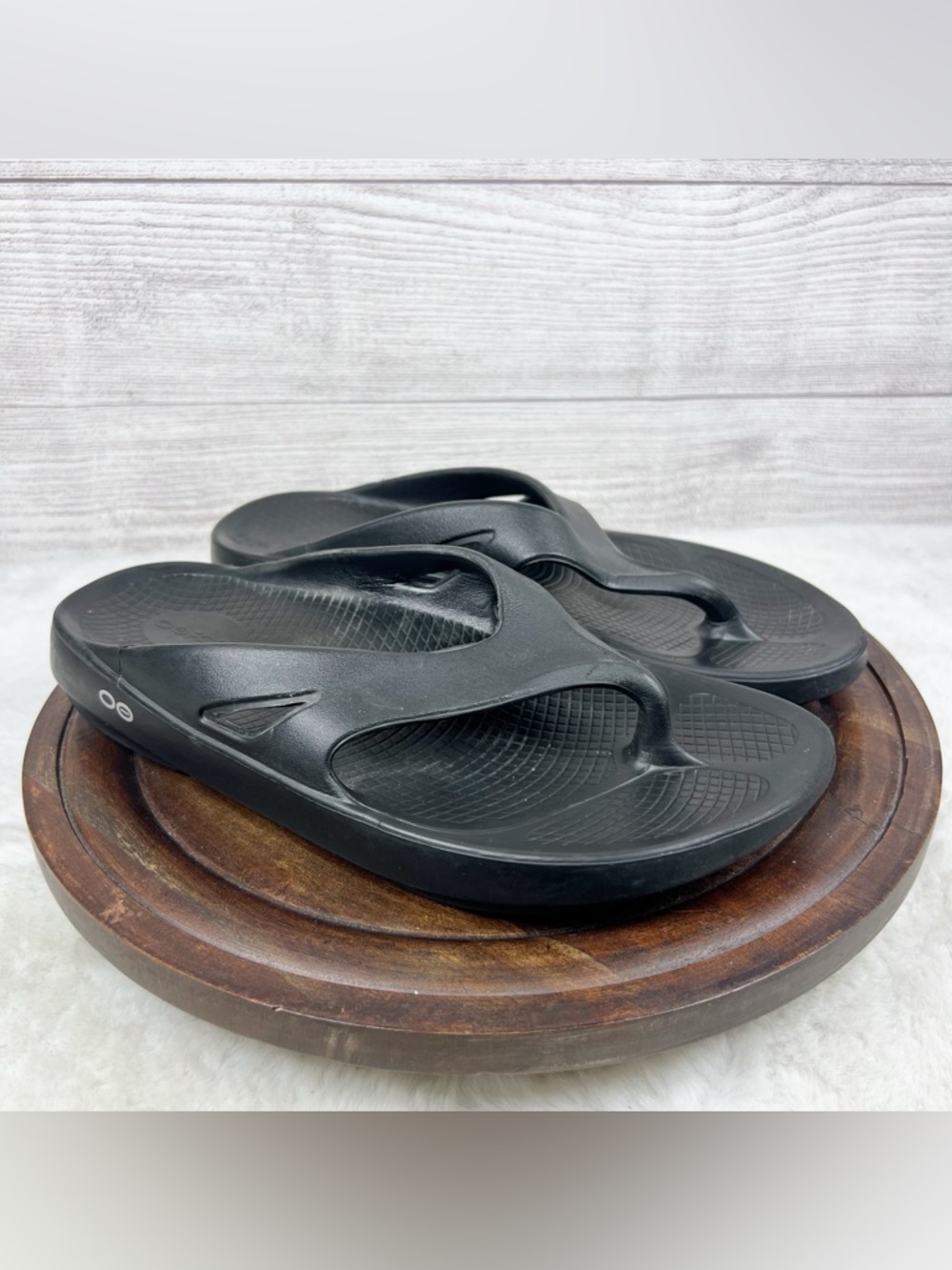 Oofos Sandals Mens OOriginal Flip Flops Recovery Thong Black Original Size 10